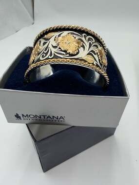 Montana Silversmiths Two Tone Western Floral Engraved Wide Cuff Bracelet Boxed